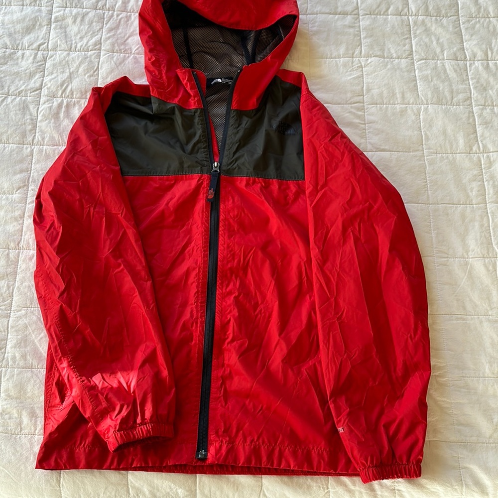The North Face Dryvent kids Jacket size 14/16